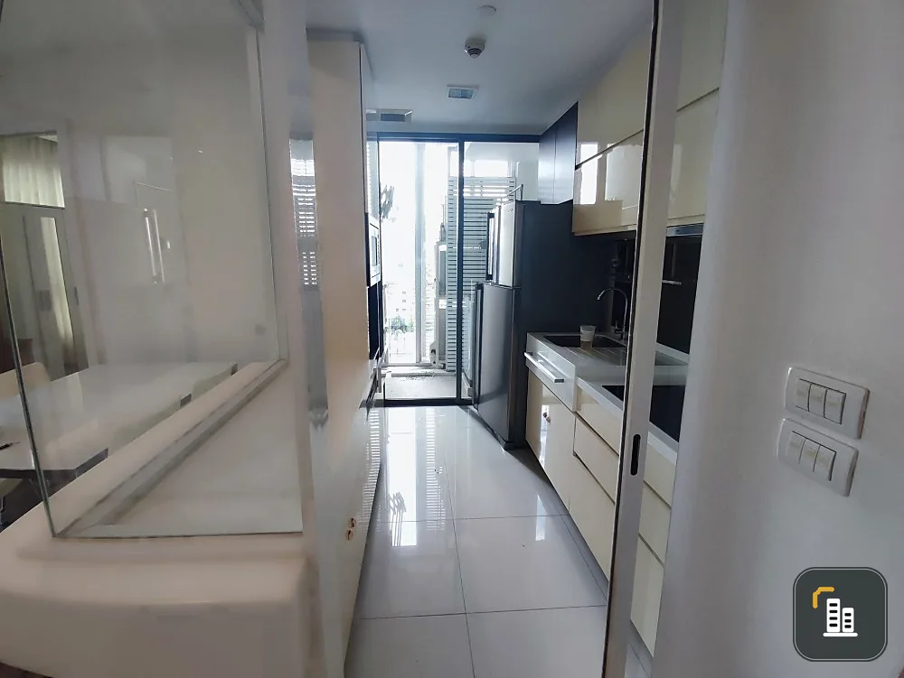 Condo for rent, The Room Sukhumvit 62, complete with furniture and electrical appliances, ready to move in, hurry and reserve now.