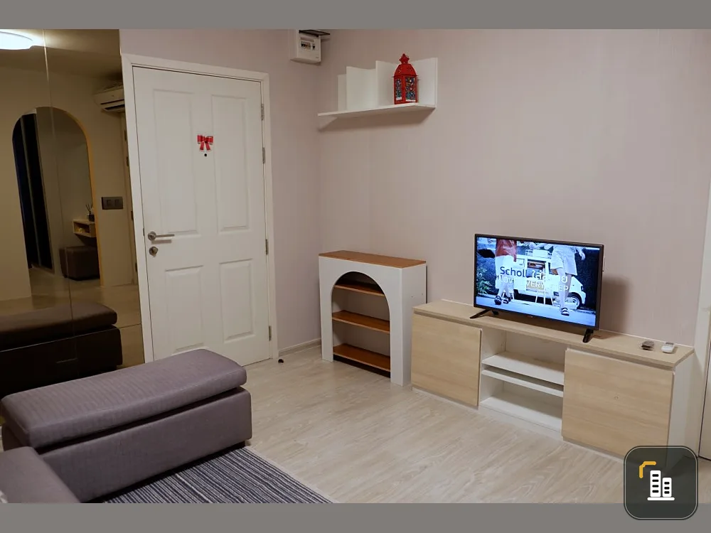 Condo for sale: ASPIRE SATHORN-TAKSIN, 8th floor, sold with furniture. Ready to move in, good price, hurry and reserve quickly.