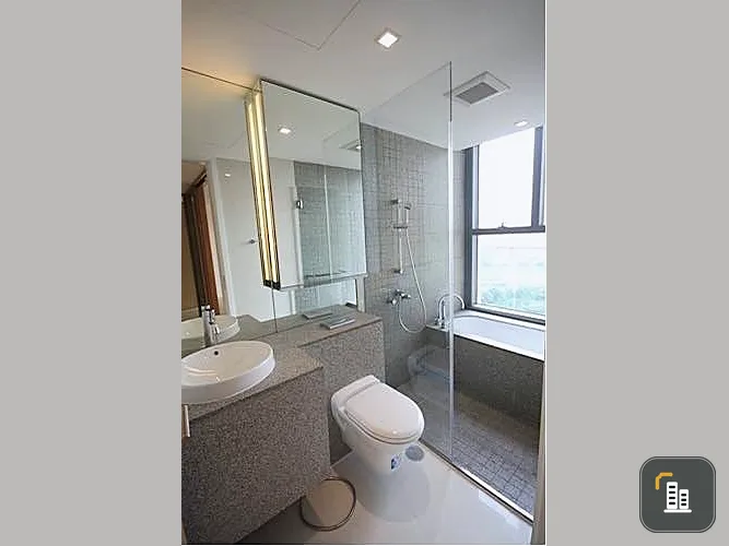 Selling The Pano, very spacious room, 19th floor, 180 degree panoramic view, very livable, good like this, hurry and reserve now.