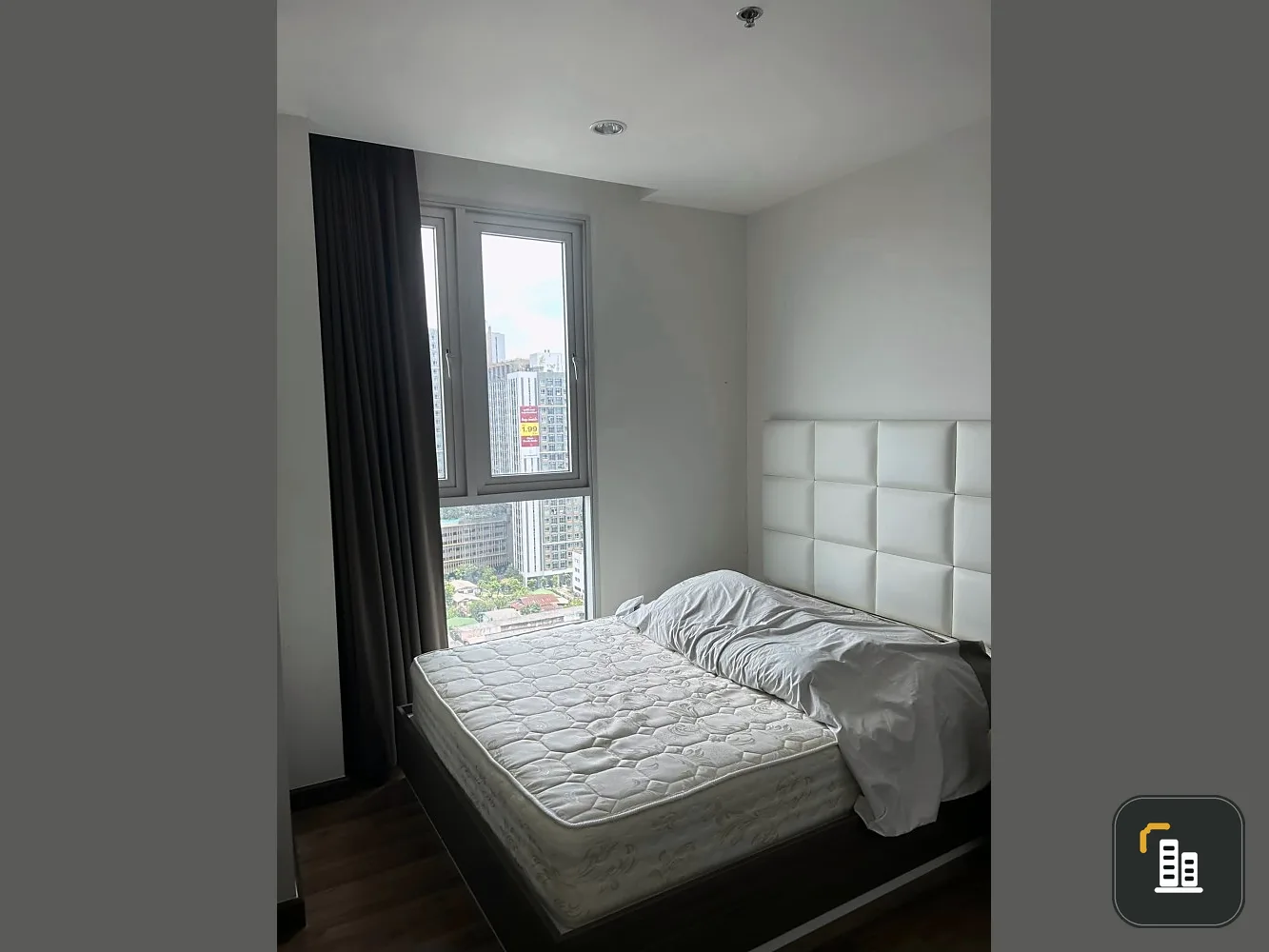 Chewathai Interchange for sale, 2 bedrooms, 18th floor, north view, well furnished, must reserve now, urgent.
