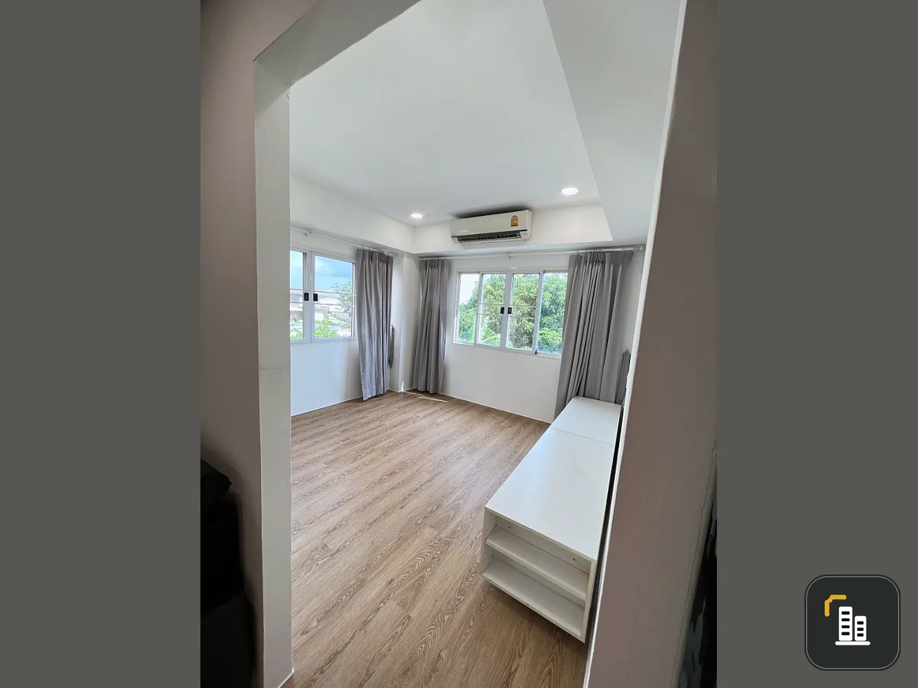 Urgent sale!! Happy Condo Laksi-Don Mueang, 2nd floor, Building D (corner room), newly renovated, ready to move in, hurry and reserve now!!