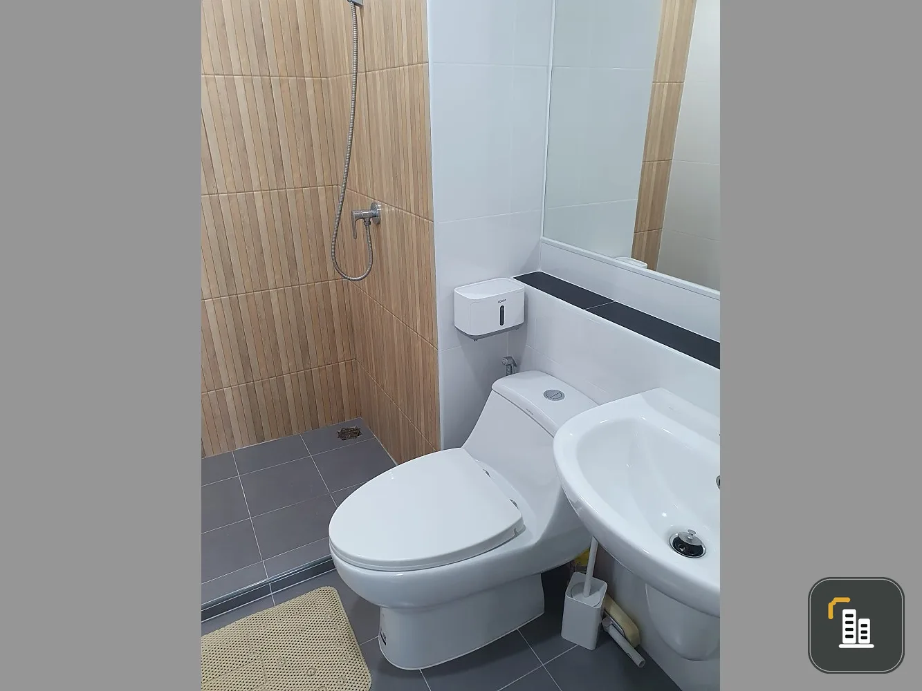 For rent: Hi Chaengwattana 19 Condo, private room, pool view, reasonable price, just come and move in.