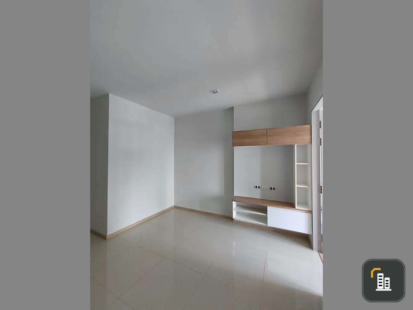 Condo for sale: Rich Park 2 @ Tao Poon Interchange. east room Ready to own now. Hurry.
