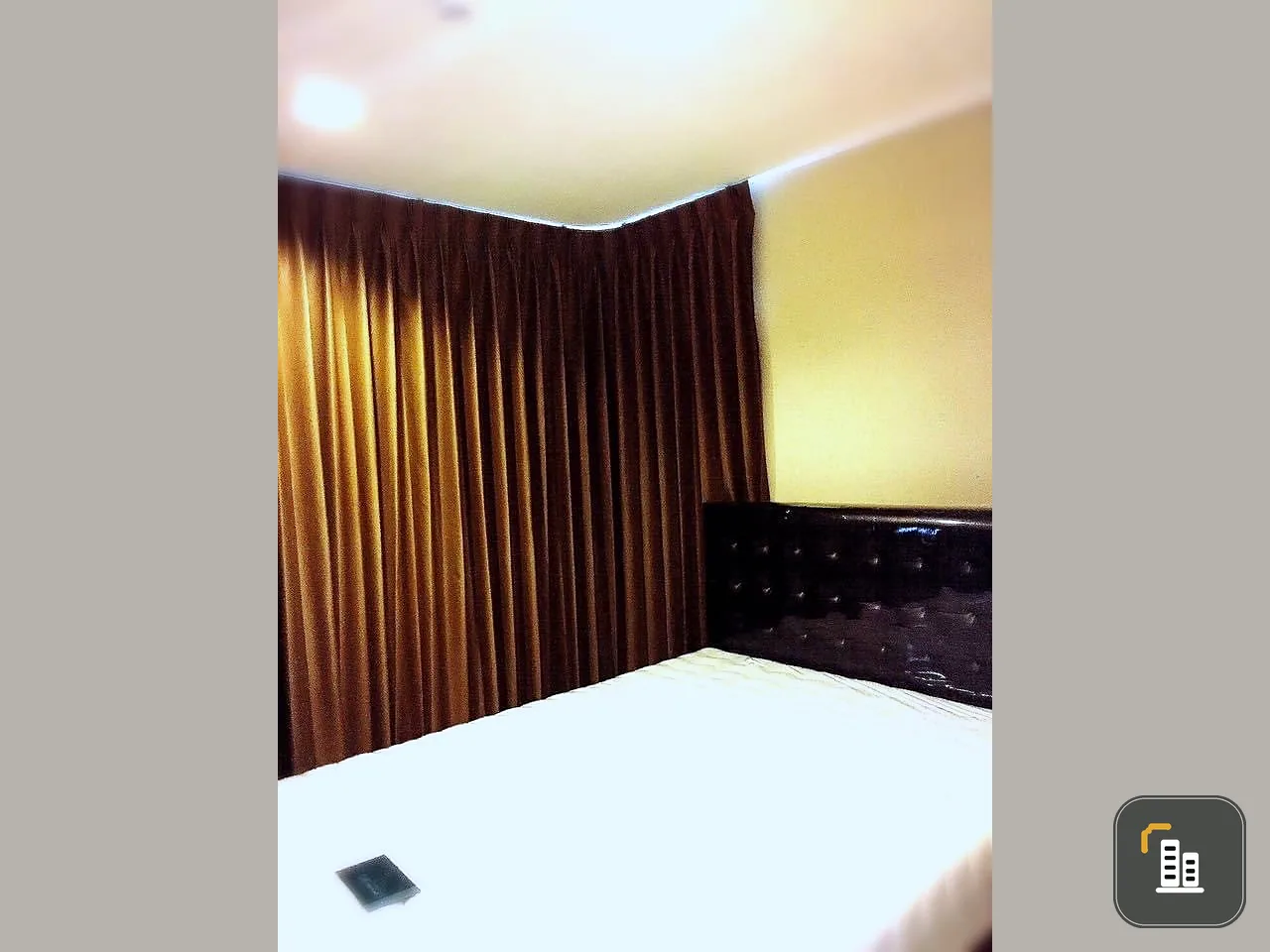 Condo for sale: Metro Luxe Kaset, lots of usable space. Plus free furniture and electrical appliances. Book first and get in first.