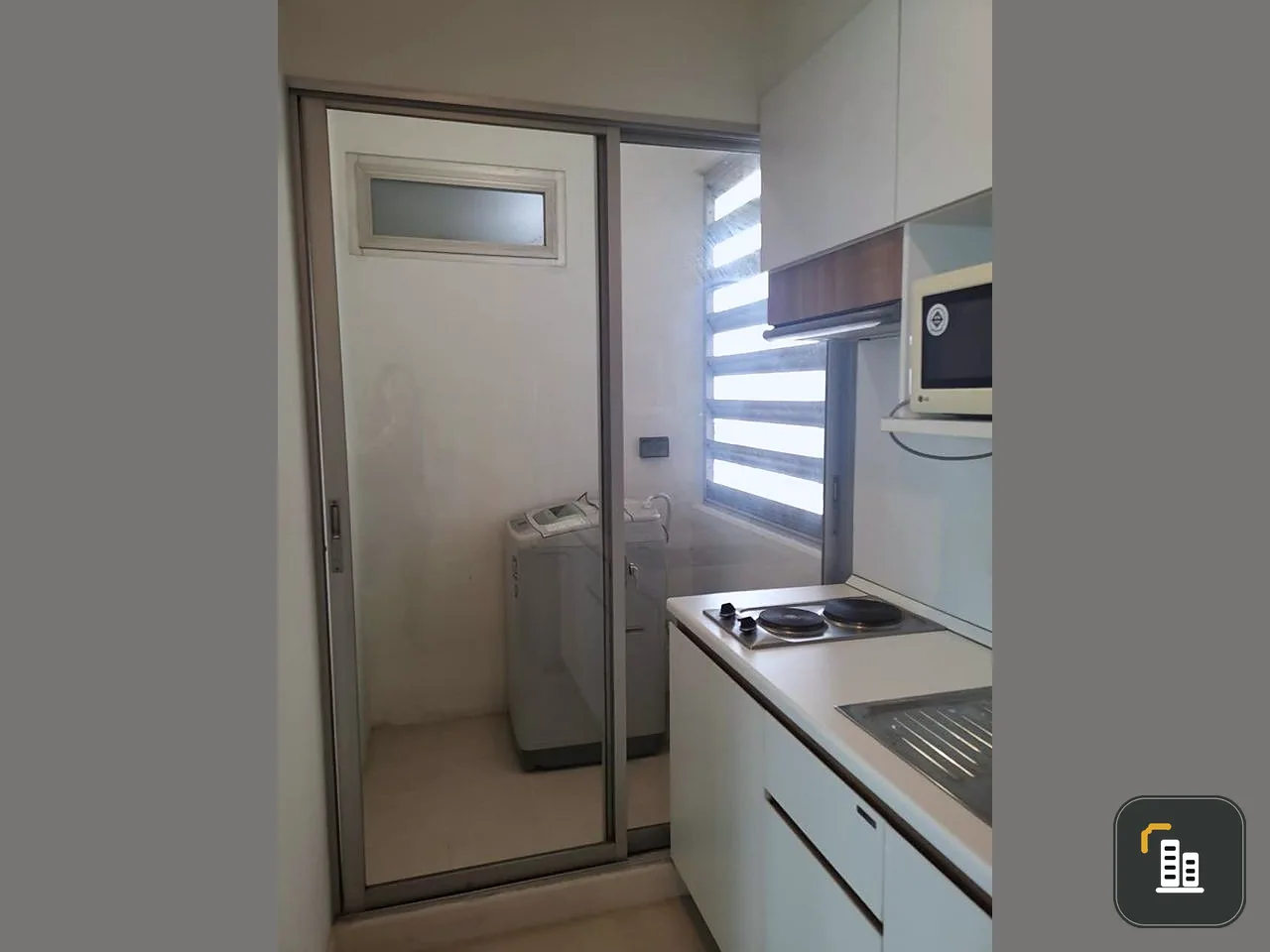 For sale: The Parkland Srinakarin Lakeside, 13th floor, spacious room, very good view, well decorated. It's so nice to live in. Book now.