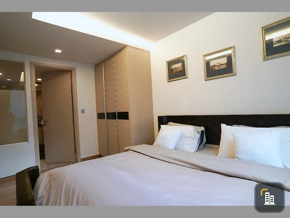 Urgent sale!! Condo Via Botani Sukhumvit 47, 2nd floor, room in very new condition, good price, ready to move in, hurry and reserve now!!