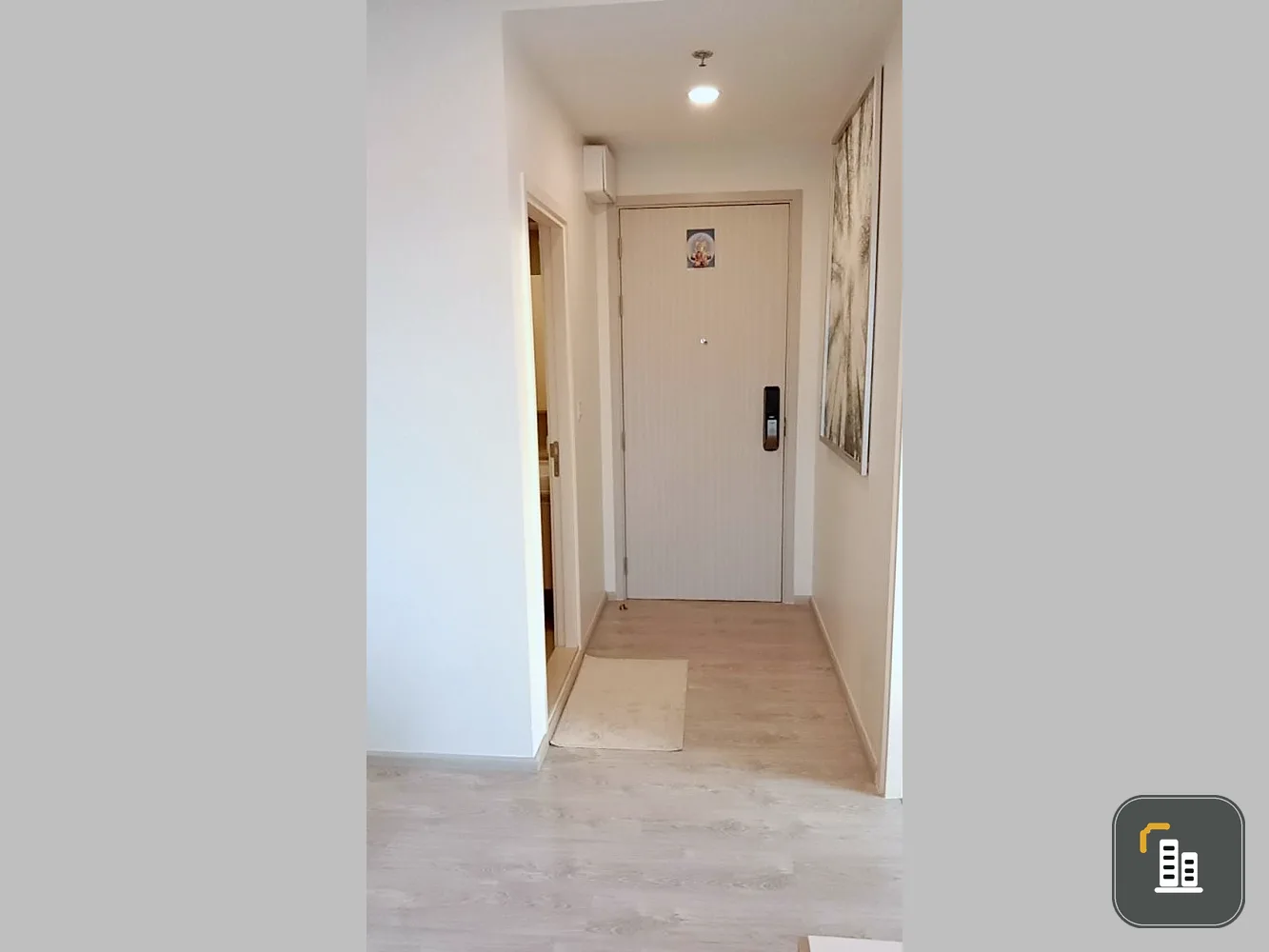 For rent: The Tree Charansanitwong 30, good view, no blocking buildings, separated rooms into sections. Hurry and reserve quickly.