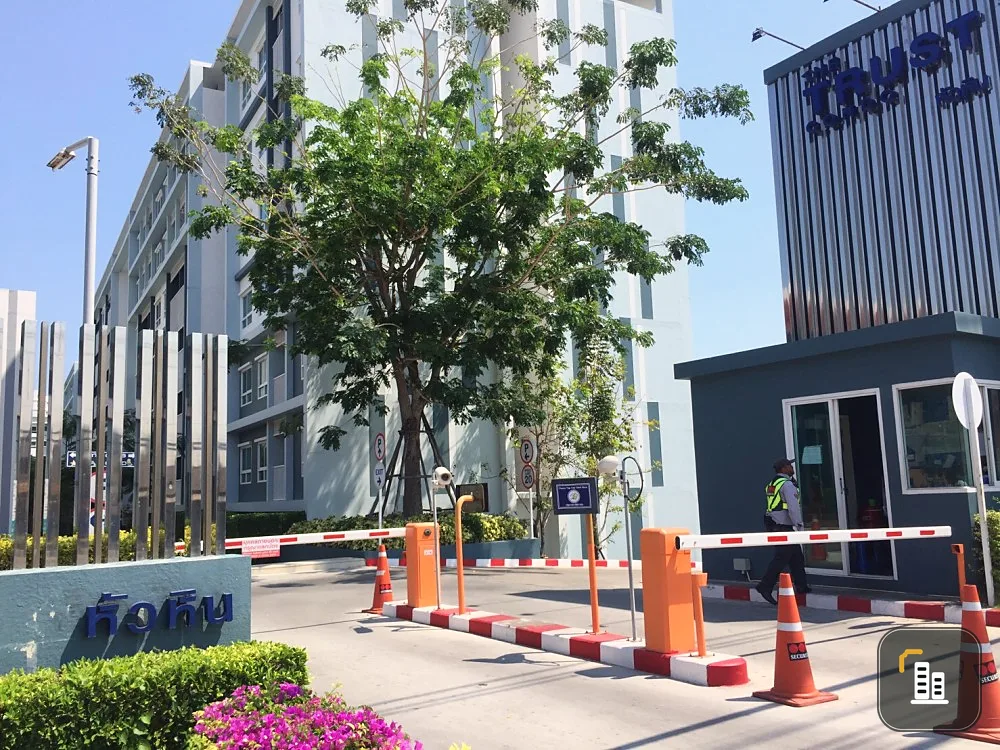 For sale: The Trust Condo, South Pattaya (South Pattaya), well decorated. Complete furniture The sofa is very comfortable to sit on. Don't miss it.