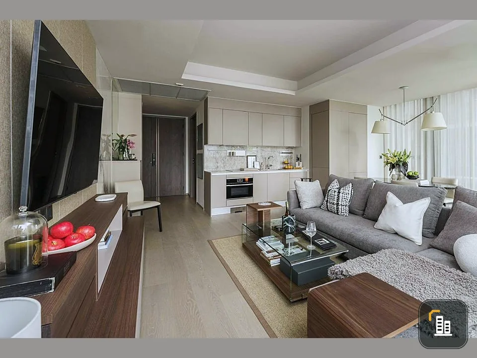 Condo for rent, Tonson One Residence, decorated with luxurious built-ins, comfortable bed, comfortable sofa to sit on. Reserve first, move in first.