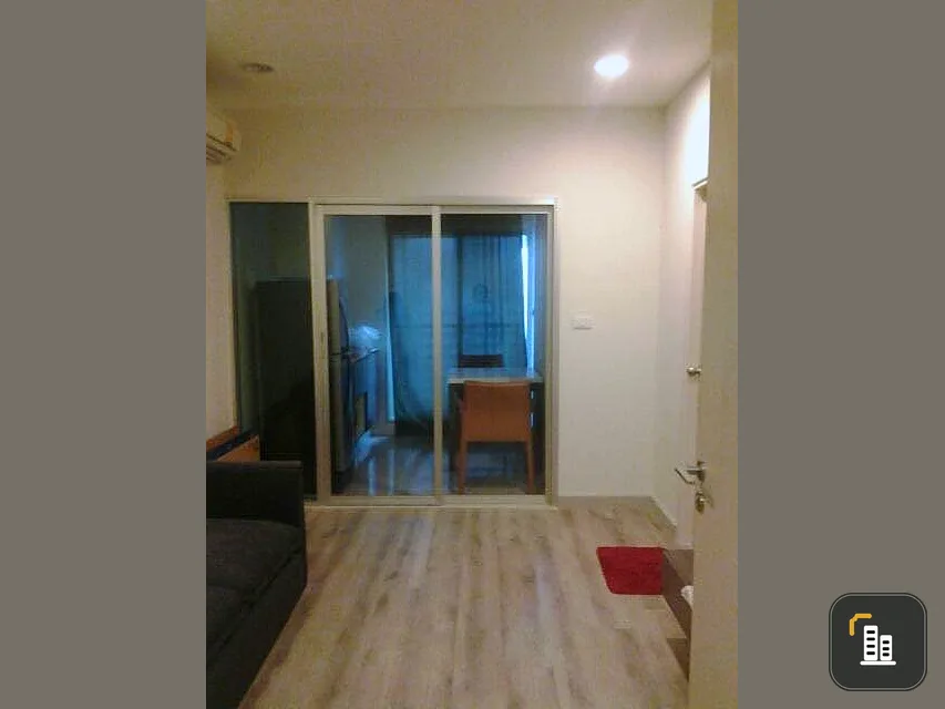 For sale: Centric Sathorn - St. Louis, 15th floor, the room is not hot, the breeze blows cool. Complete with electrical appliances. Reserve now. Hurry