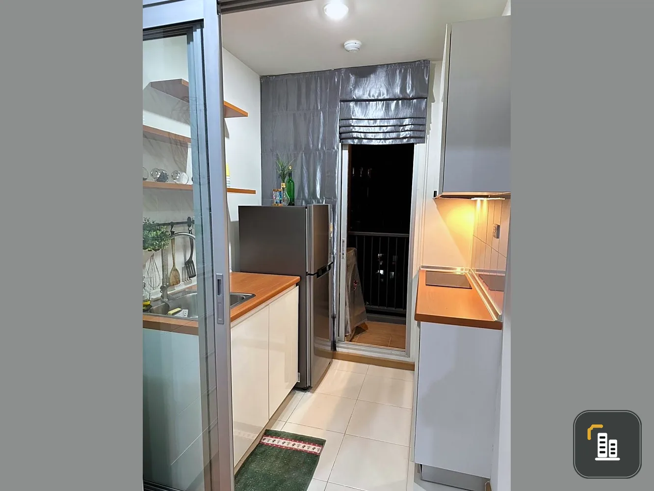For sale: Condo The President Sathorn-Ratchaphruek 2. Buit in, all rooms are good, ready to move in. Hurry and buy quickly.
