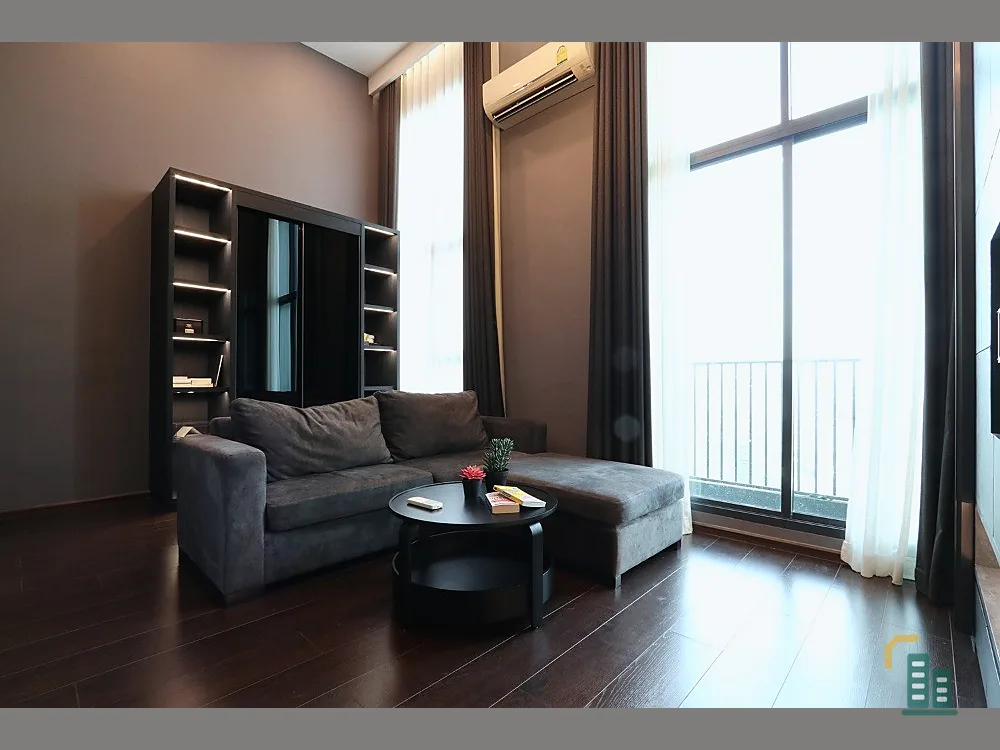 For sale: C Ekkamai, Duplex room, high floor, Thonglor view, good furniture, you must reserve now, don't miss it.