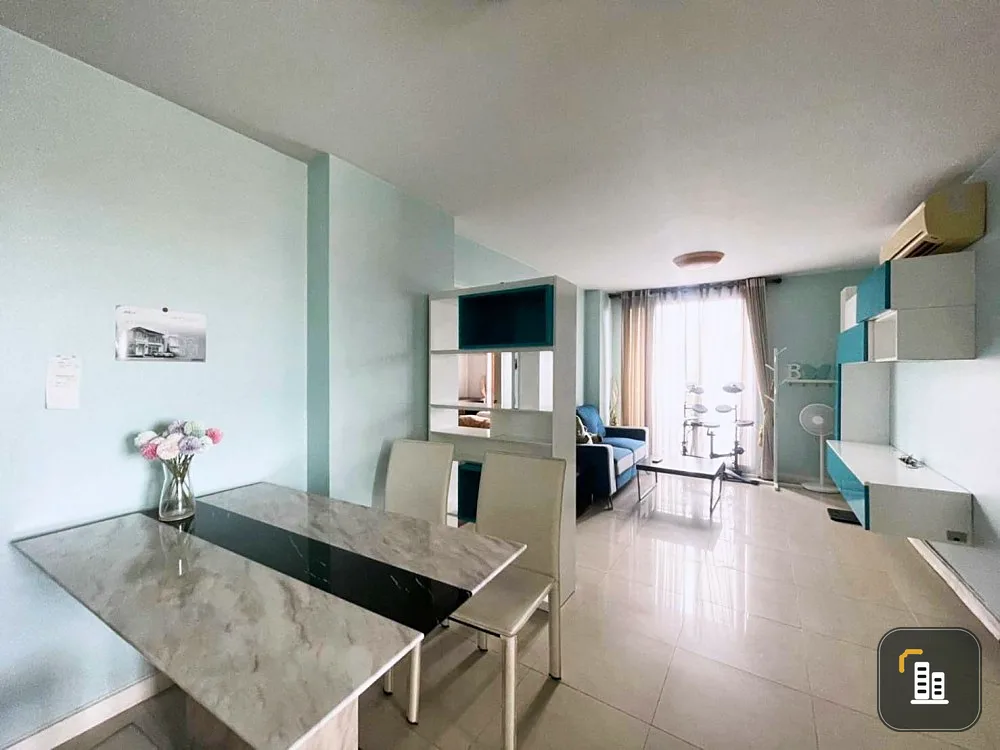 Condo for sale, Sathorn Plus by The Garden, corner room, quiet, good location, convenient travel, urgent.