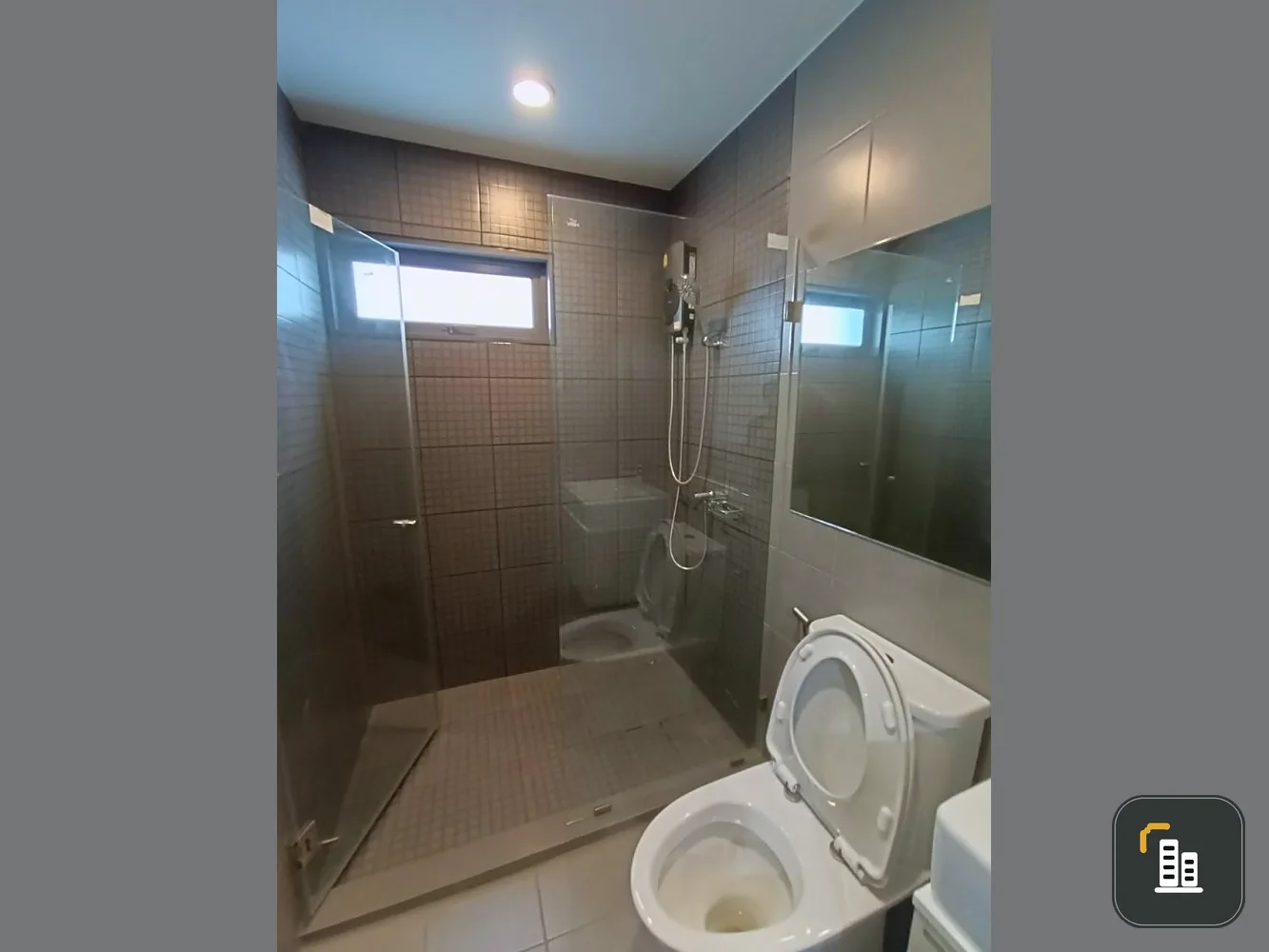 Condo for sale, Ideo Sukhumvit 115, corner room, privacy, receives morning sun, good price, I'd say don't miss it.