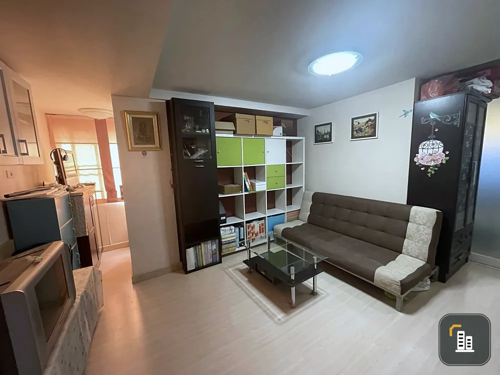 For sale: Happy Condo Laksi-Don Mueang. Simple decorated room Complete furniture in one place You can just come and stay.
