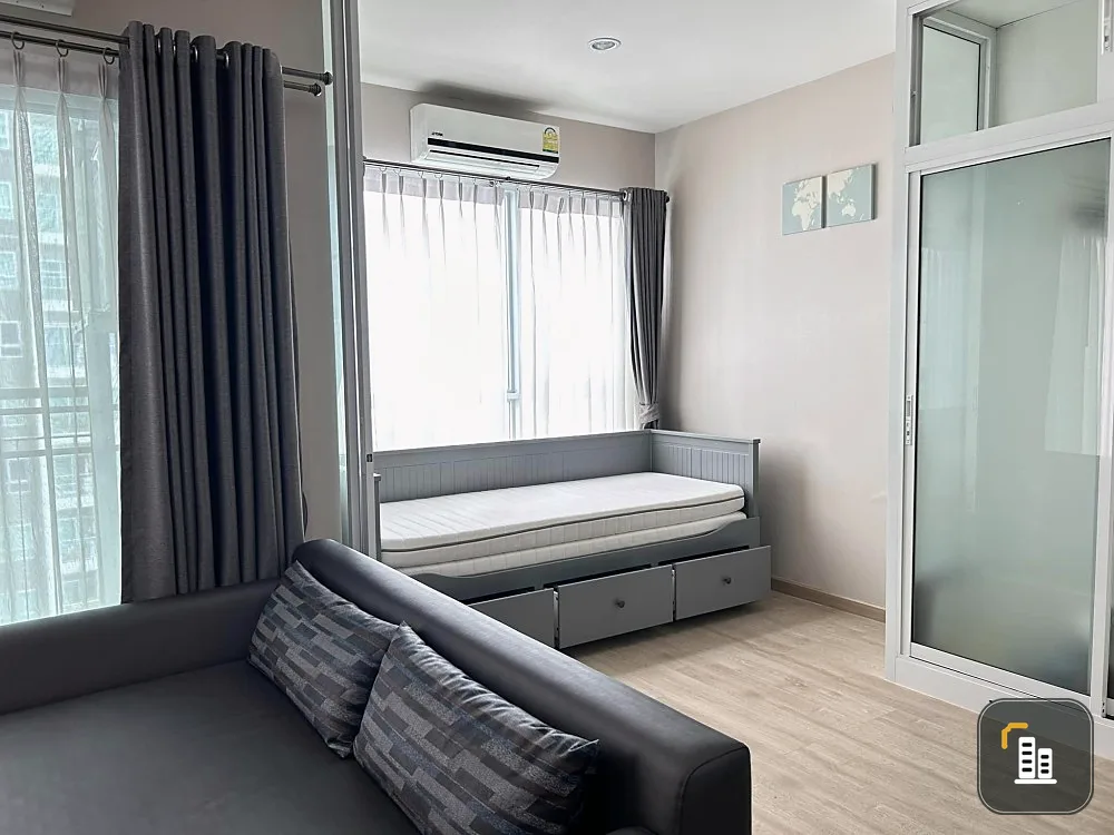 Condo for sale, The Tempo Grand Sathorn-Wutthakat, partitioned room, swimming pool view. Ready to reserve and own it.