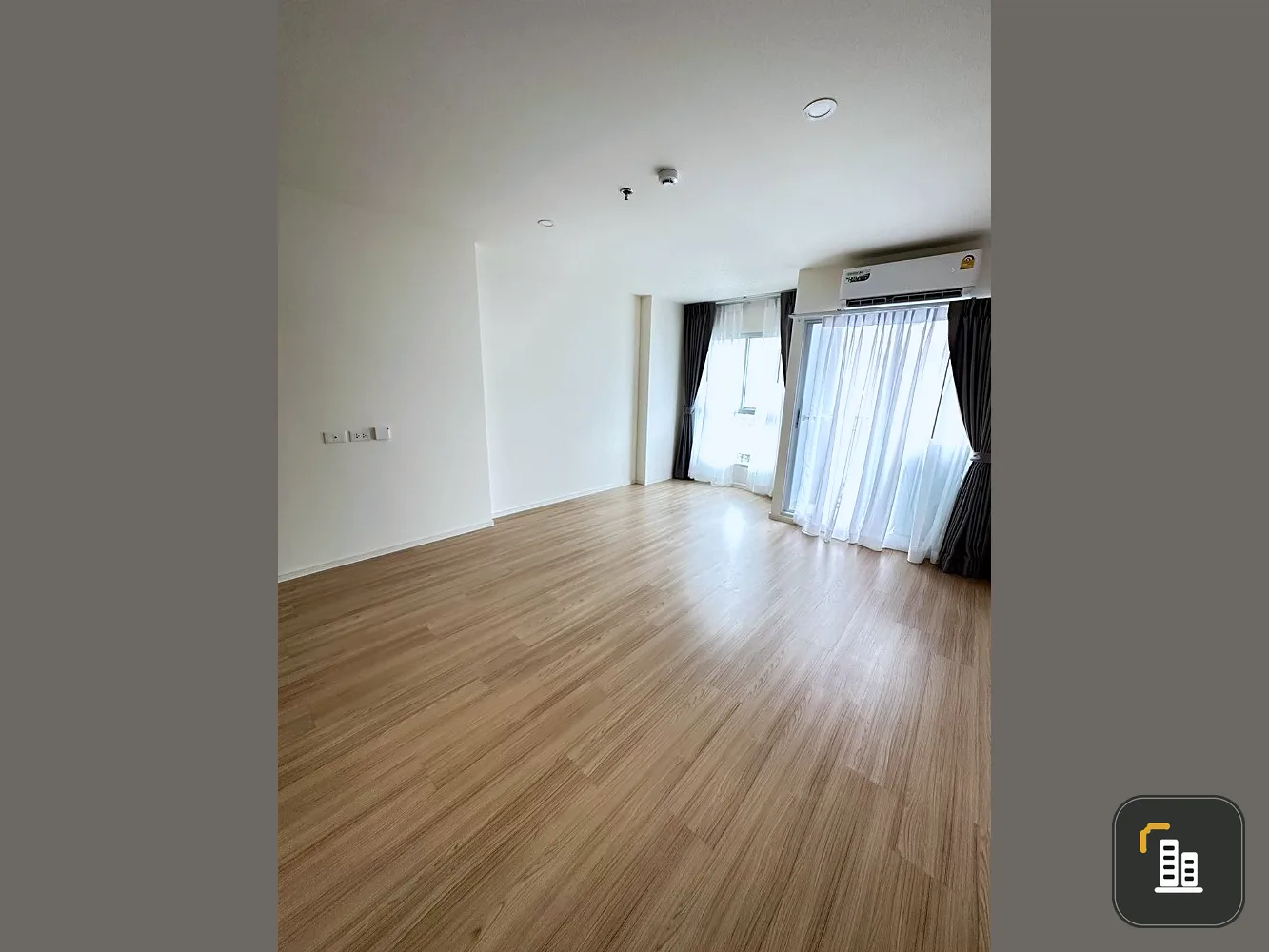 Urgent sale!! Lumpini Ville Chaengwattana 17, 9th floor, empty room for sale, cheap and very good price, good location, convenient travel, book now!!