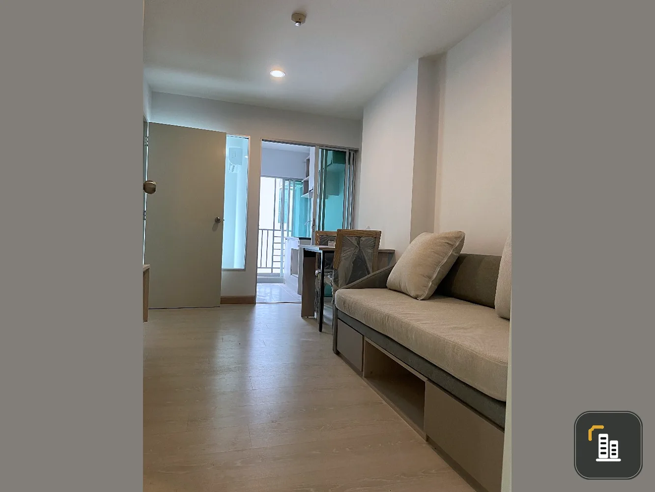 For sale: The Kith Plus Sukhumvit 113, 3rd floor, Fully Furnished, fully furnished, ready to move in. If interested, reserve now, don't miss it.