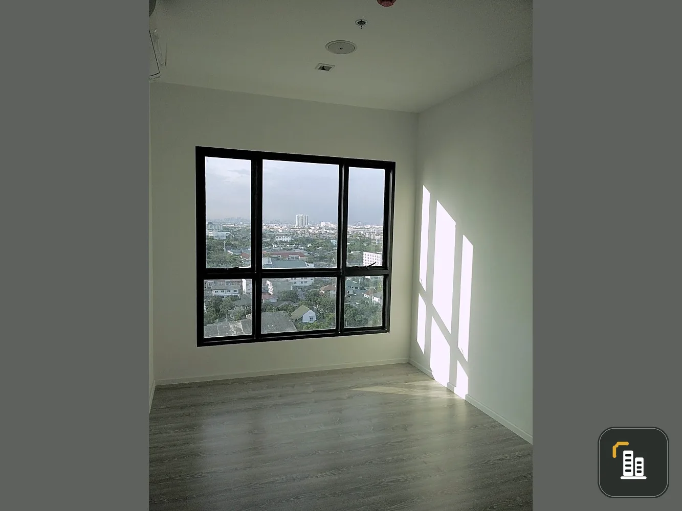Condo for sale, knightsbridge sky river ocean, empty room, 17th floor, river view, reasonable price, hurry and reserve now.