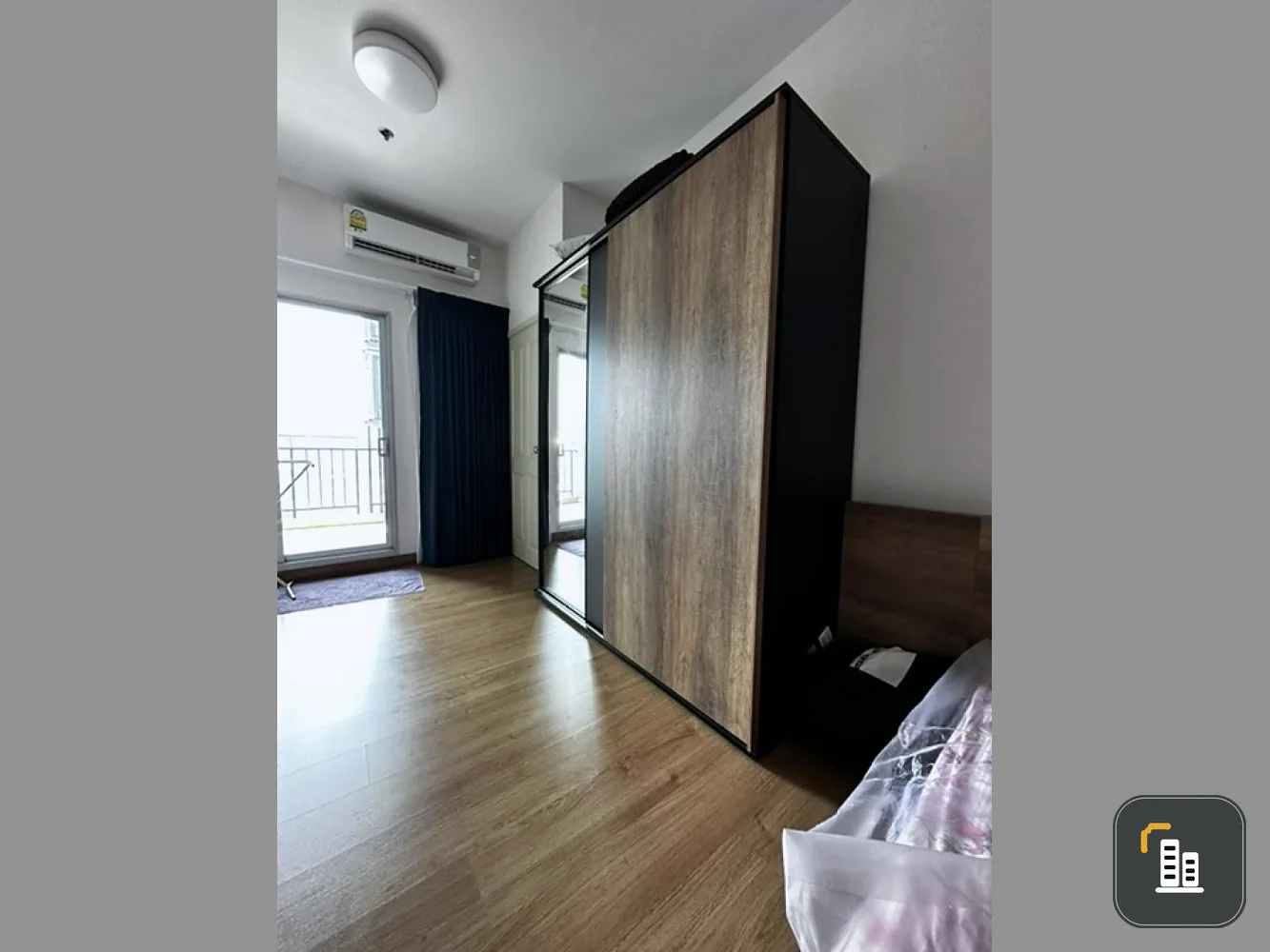 For sale: Supalai Vista, Tiwanon Intersection, 33rd floor, beautiful view, nice room, complete amenities, hurry and reserve quickly.