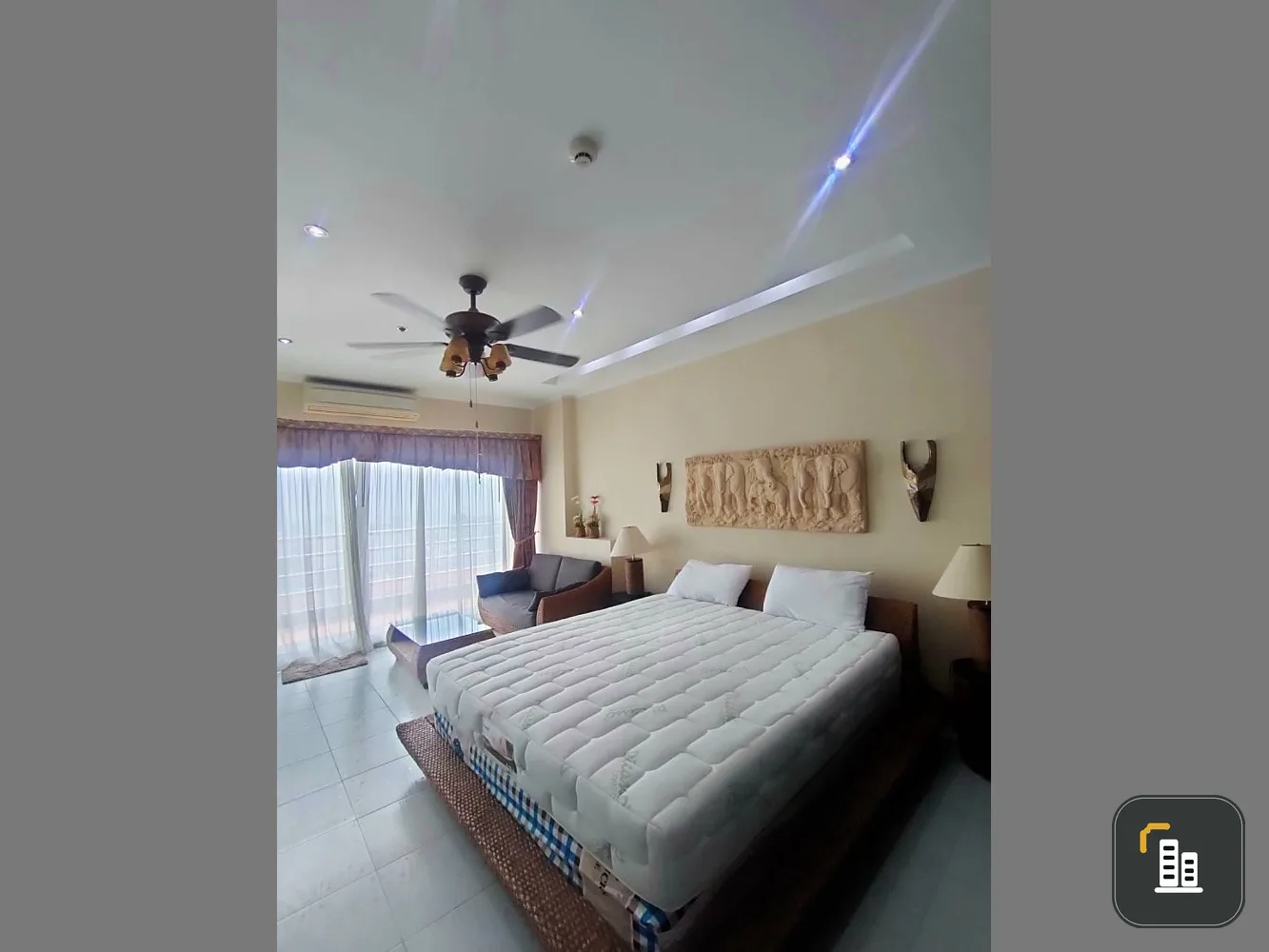 For rent, sea view Jomtien Condominium 1-8 (Jomtien), studio room, built-in, lots of usable space, reserve quickly.