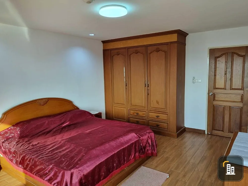 Condo for rent, Sarin Place, 12th floor, very spacious room, 2 bedrooms, 2 bathrooms, fully furnished, can't reserve now, urgent.