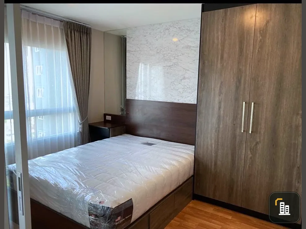 For rent: Lumpini Ville Suksawat - Rama 2, 14th floor, corner room, fully furnished, nice to live in. If interested, hurry and reserve now before it s