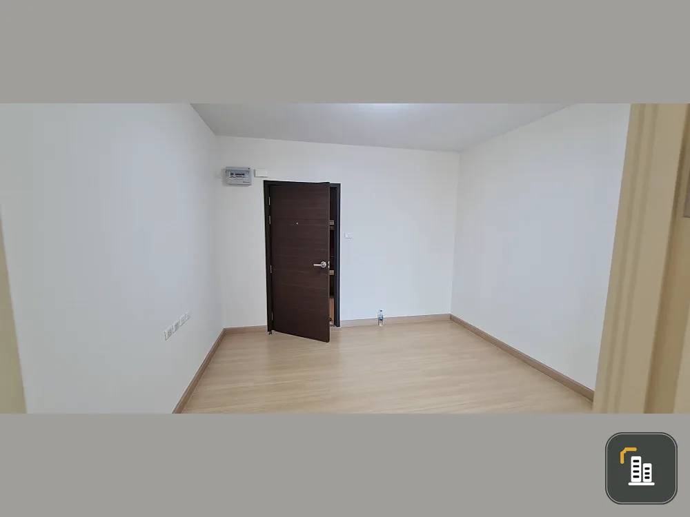 Condo for sale, Supalai Veranda Rama 9, empty room, 8th floor, lots of usable space. Don't delay.