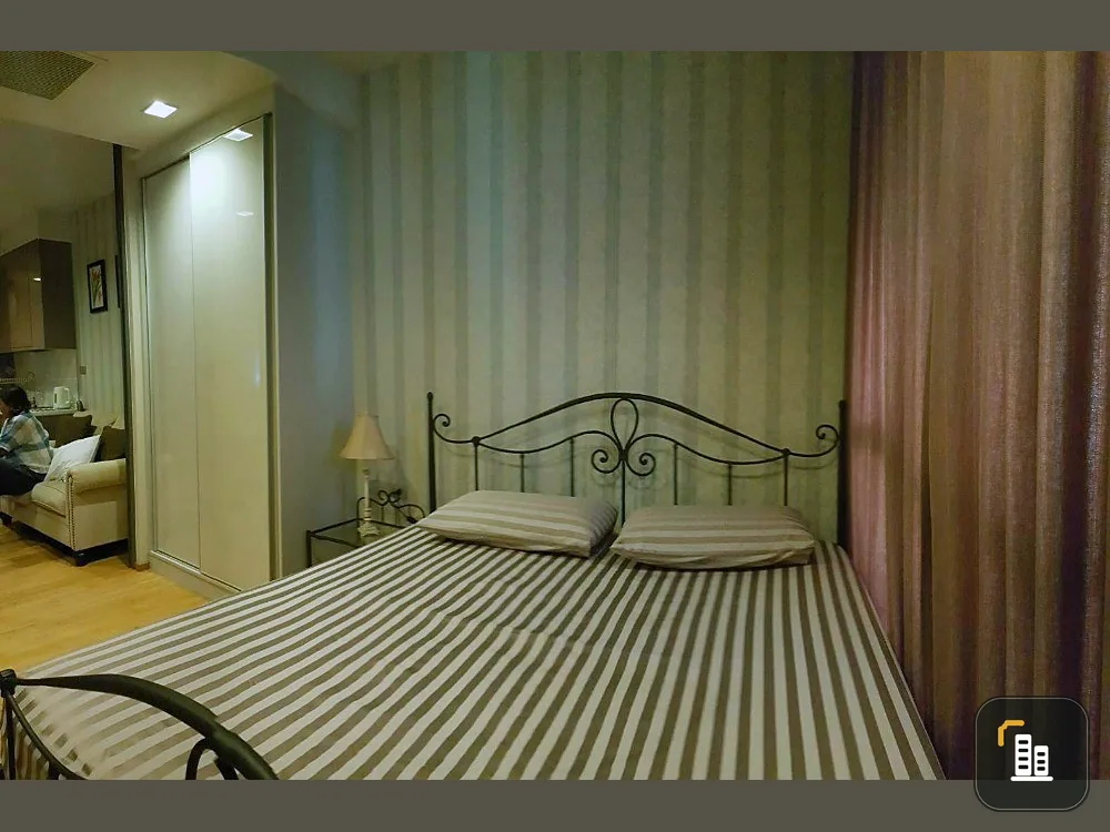 For rent!! Condo Hyde Sukhumvit 13, good furniture, 7th floor, swimming pool view. You must reserve quickly like this!!