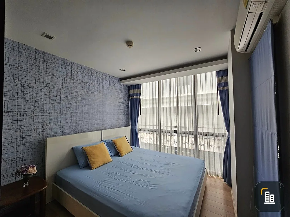 For sale/rent Socio Ruamruedee, 2nd floor, separated room. Decorated simply and pleasantly. First come, first served.