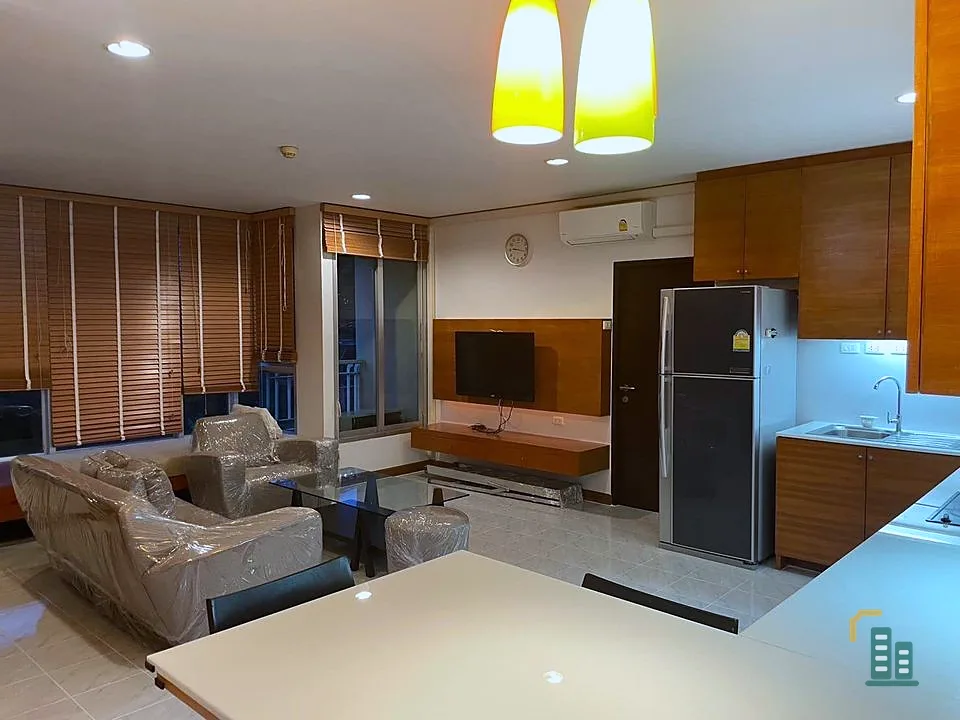 For sale: The Address 42, 2 bedrooms, 2 bathrooms, fully furnished, fully furnished, just bring your bags in.
