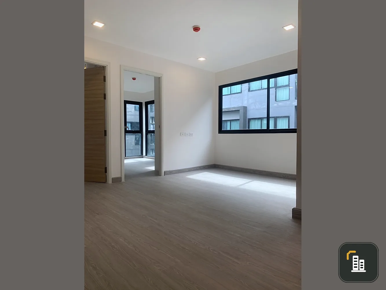 For sale B Republic Sukhumvit 101/1, empty room, edge position, has privacy. Plenty of usable space, must reserve now.