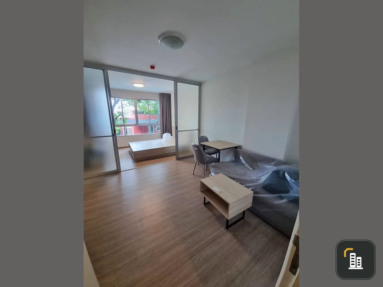 Condo for sale, Park Ramintra, empty room, not too expensive. If you want to decorate a room, I'd say you can't miss it.