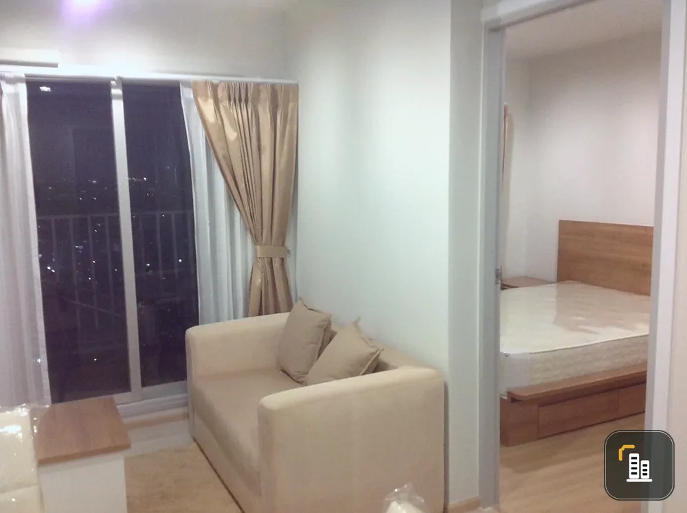 Condo for sale Rich Park 2 @ Tao Poon Interchange Separate and private room View to the north Affordable price. Book now.