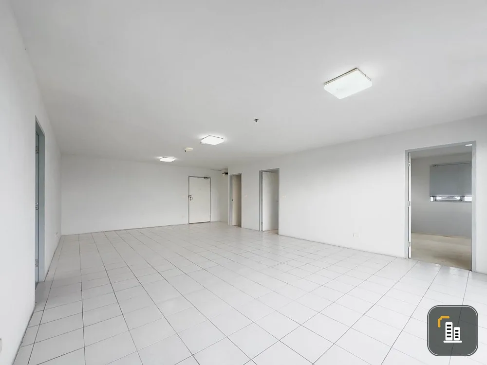 Condo for sale, Bangna Residence, high floor, beautiful view, large room, spacious area, very good location.