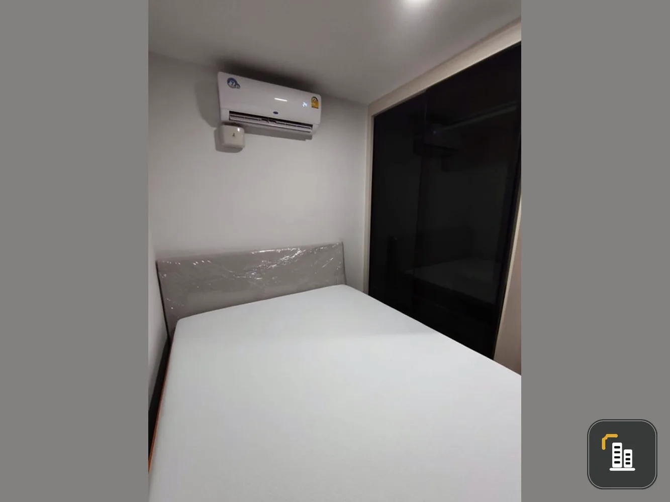Condo for urgent sale: Beat Condo Bangwa Interchange 1 Bedroom Plus comes with amenities. Don't wait.