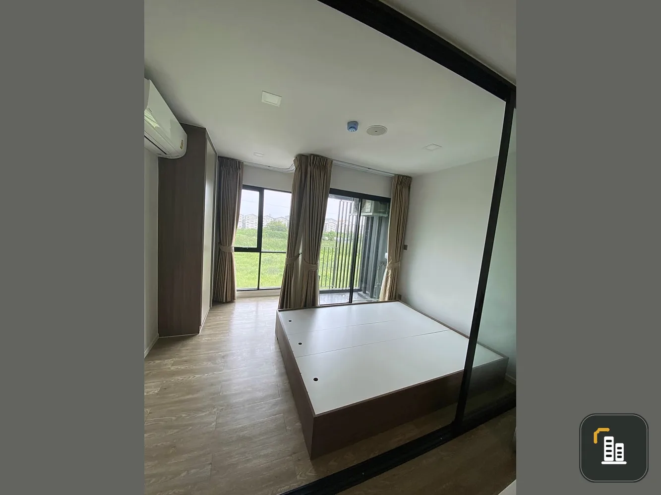 Condo Kave Town Shift for sale, separated rooms, perfectly divided into zones. Let me tell you, you don't miss it.
