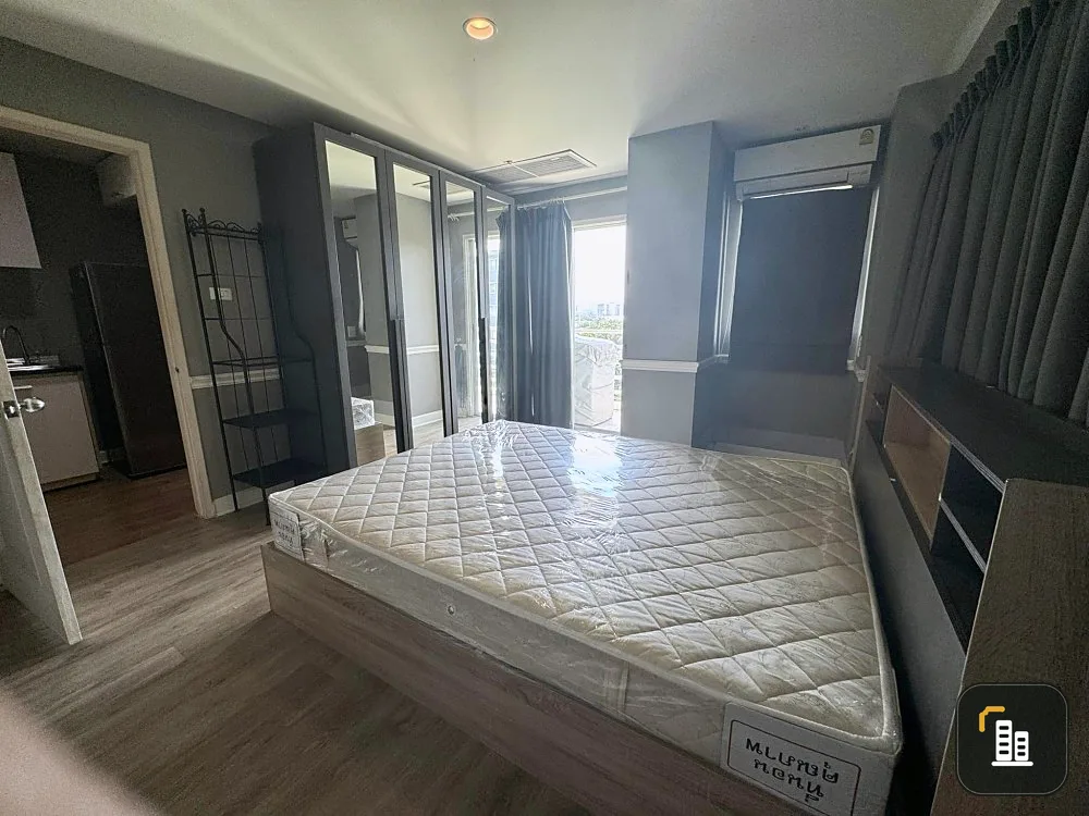 City living Ratchada for rent, corner room, spacious, this price is a great value. Don't postpone it. Hurry and reserve now.
