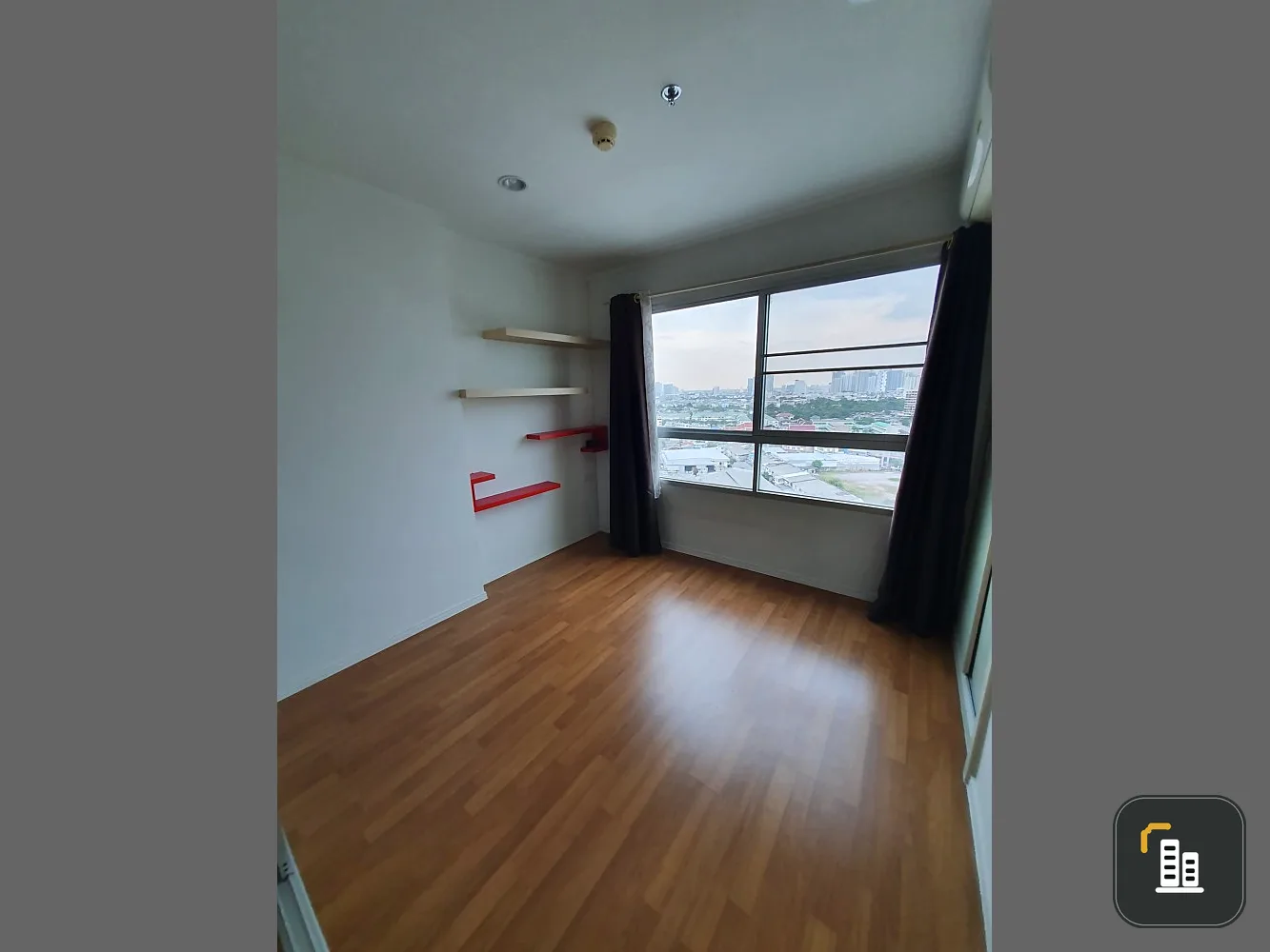 Urgent sale, Condo Lumpini Ville Suksawat - Rama 2, separated rooms. Clearly divided into zones Don't wait to buy it.