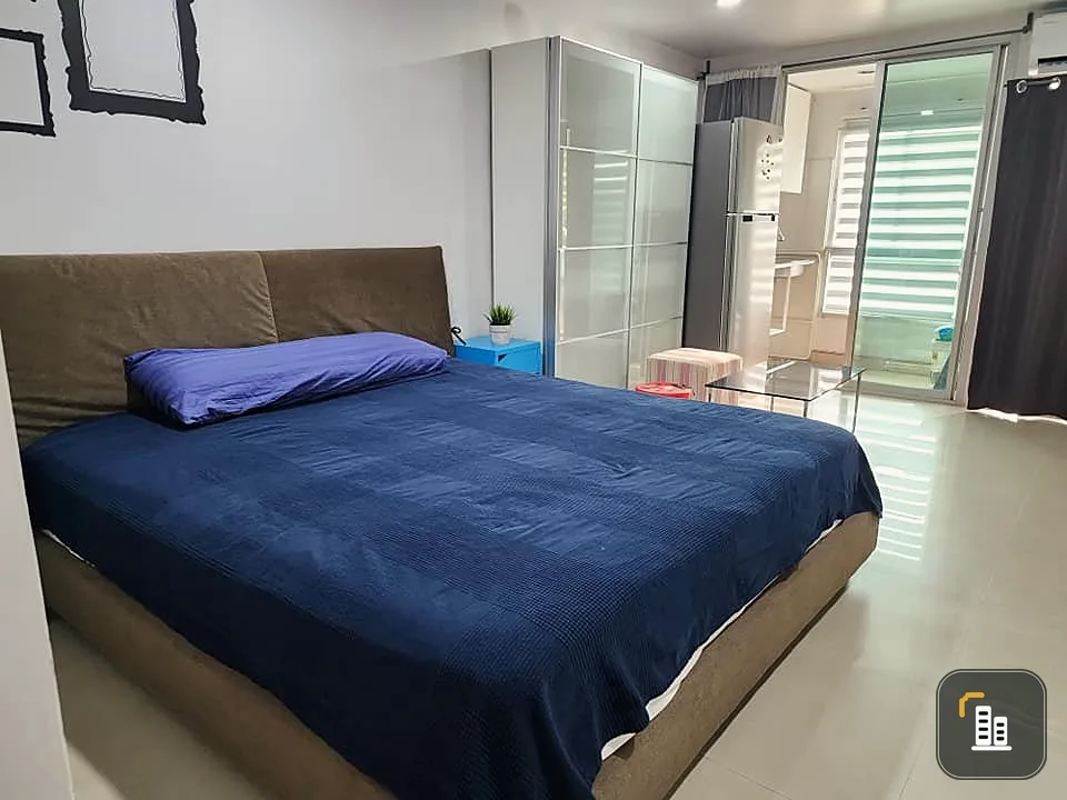 For sale: Regent Home 7 Sukhumvit, 4th floor, good height, fully furnished, complete electrical appliances. Make a reservation and you won't be disapp
