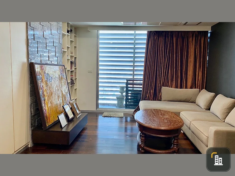 For sale: Noble Light, large room, top floor, beautiful view, comes with complete decorations. Book now, don't wait, hurry.