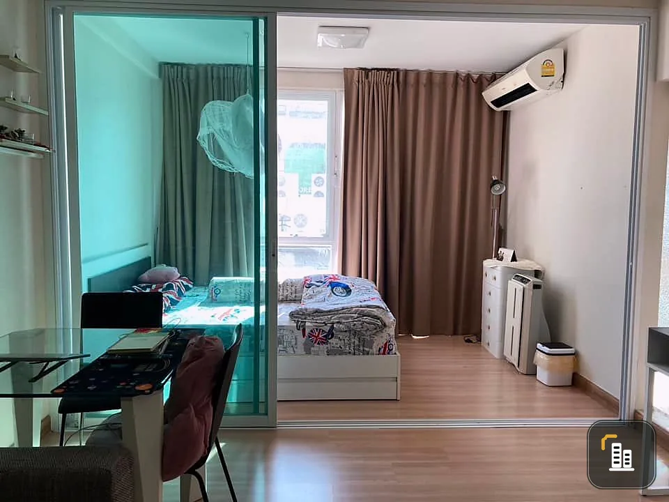 Condo for sale: Garden Asoke Rama 9, large room, comfortable living, great usable space, good price, hurry and reserve quickly.