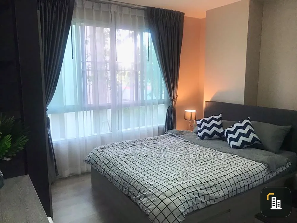 For sale: D Condo Campus Dome Rangsit, Phase 3, 2nd floor, corner room, swimming pool view, fully furnished, ready to move in. Reserve quickly.