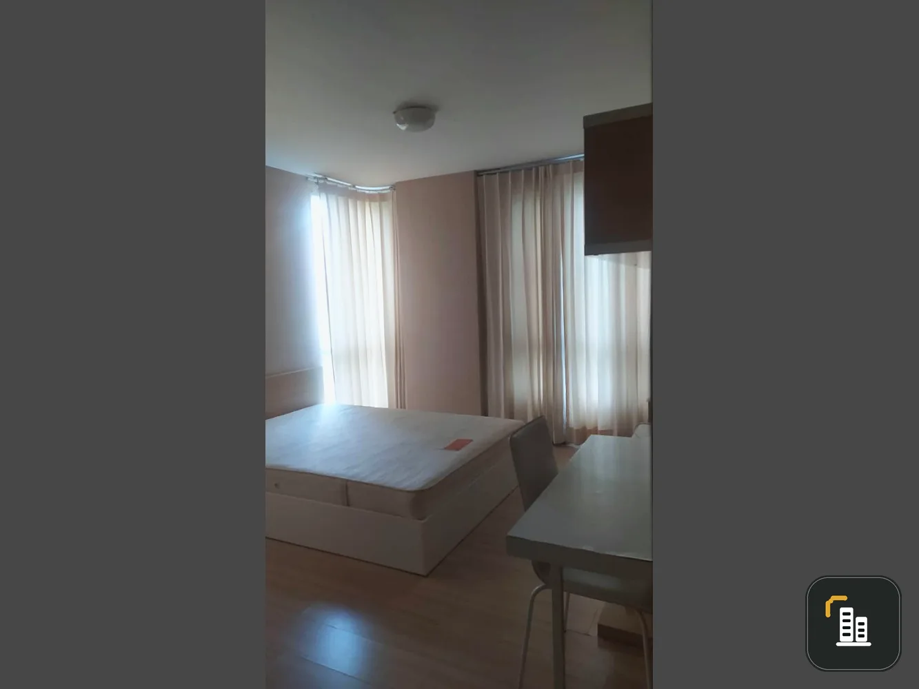 For sale: Proud X2, corner room, swimming pool view. Well-appointed wallpaper, very livable. Hurry and reserve before you miss out.