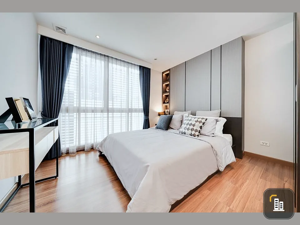 For sale: The Surawong by Chewathai Hup Soon, beautiful room, 2 bedrooms, with a good bathtub. Fully built-in Hurry and reserve it quickly.