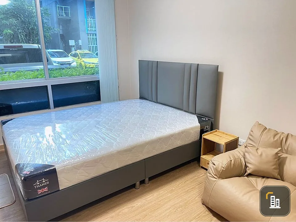 For sale or rent Plum condo Lat Phrao 101, room ready to move in. Complete set of amenities Hurry and reserve yours now.