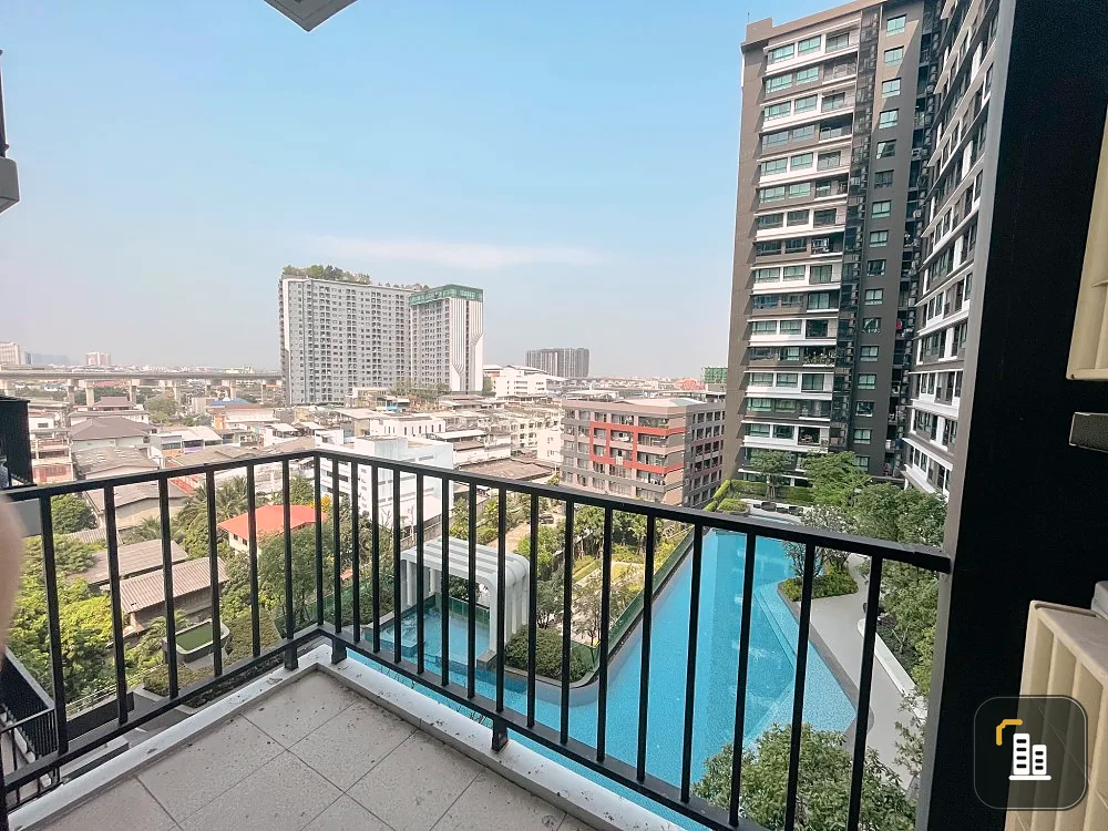 Condo for sale: The Parkland Phetkasem – Tha Phra, 2 bedrooms, 1 bathroom, swimming pool view. You must hurry and reserve it.