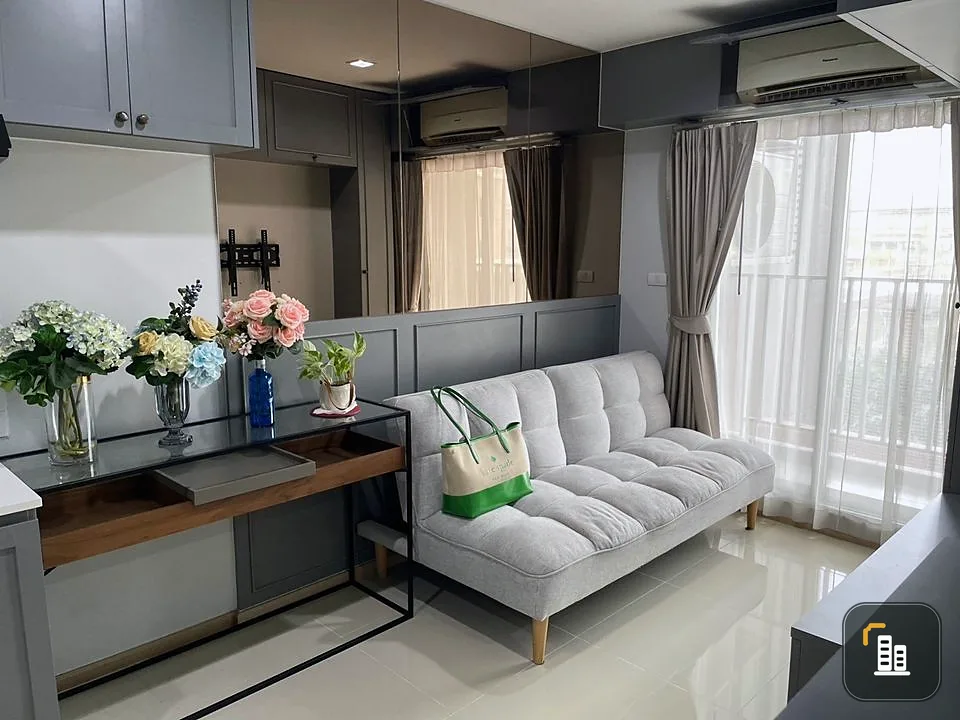 For sale: Rich Park 2 @ Tao Poon Interchange. Swimming pool view Good built-in furniture. Hurry and reserve now.