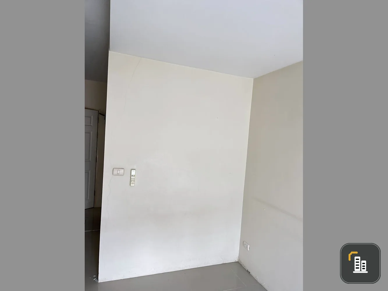 For sale: Garden Asoke-Rama 9, empty room, bright, airy, comfortable, nice to live in, good like this, reserve now.