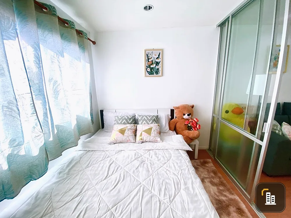 For sale Lumpini Condo Town Ramintra-Lat Pla Khao. Divide the room into proportions Fully furnished, don't miss it.